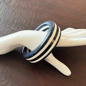 VTG 1930's Black & White Stripe Enamel Bangle Bracelet